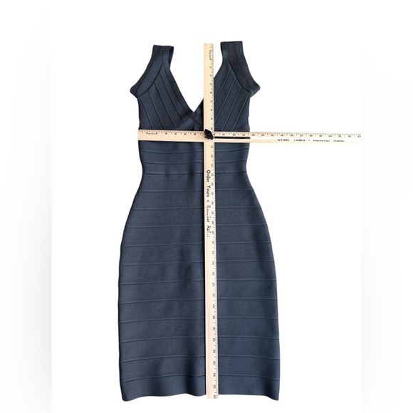 HERVE LEGER Bandage Dress Medium Gray Mini Bodycon Dress Gorgeous! - Picture 9 of 10